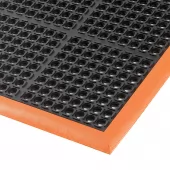 Černo-oranžová extra odolná olejivzdorná rohož (100% nitrilová pryž) Safety Stance - 97 x 315 x 2,2 cm