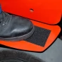 Průhledná korundová protiskluzová páska FLOMA Super - 18,3 x 10 cm tloušťka 1 mm