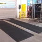 Černá textilní extra odolná čistící vstupní rohož pro vysokozdvižné vozíky FLOMA Lift Truck - 115 x 170 x 0,63 cm